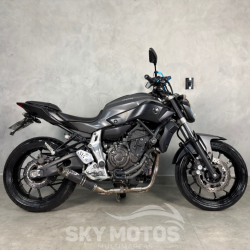 YAMAHA MT-07 700 
