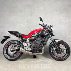 YAMAHA MT-07 700 