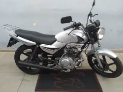 YAMAHA YBR 125 E