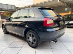 AUDI A3 1.8 4P