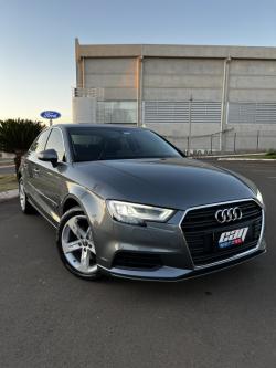 AUDI A3 Sedan 1.4 16V 4P FLEX TFSI PRESTIGE PLUS 25 ANOS AUTOMTICO