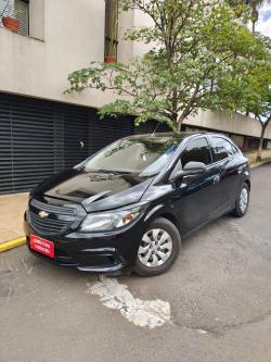 CHEVROLET Onix Hatch 1.0 4P FLEX JOY BLACK