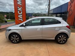 CHEVROLET Onix Hatch 1.4 4P FLEX LT