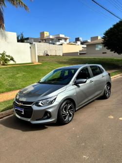 CHEVROLET Onix Hatch 1.0 4P FLEX LT