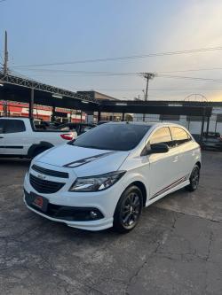 CHEVROLET Onix Hatch 1.4 4P FLEX LTZ