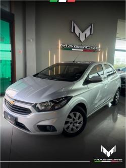 CHEVROLET Onix Hatch 1.0 4P FLEX LT