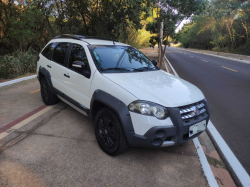 FIAT Palio Weekend 1.8 4P FLEX ADVENTURE LOCKER