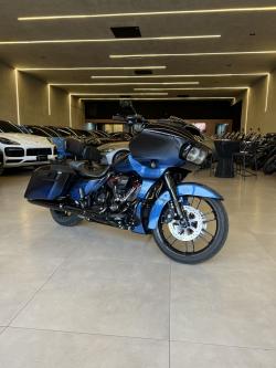 HARLEY DAVIDSON Road Glide CVO 1900