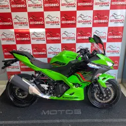 KAWASAKI Ninja 400 