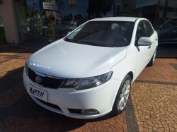 KIA Cerato Sedan 1.6 16V 4P SX3 AUTOMTICO