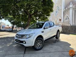 MITSUBISHI L 200 Triton 2.4 16V SPORT HPE-S 4X4 CABINE DUPLA TURBO DIESEL AUTOMTICO