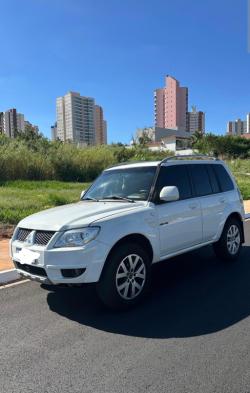 MITSUBISHI Pajero TR4 2.0 16V 4P 4X4 FLEX AUTOMTICO