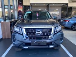 NISSAN Frontier 2.3 16V PLATINUM CABINE DUPLA 4X4 BI-TURBO DIESEL AUTOMTICO