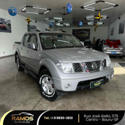 NISSAN Frontier 2.5 SEL 4X4 TURBO DIESEL CABINE DUPLA AUTOMTICO