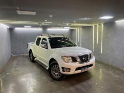 NISSAN Frontier 2.5 SL 4X4 TURBO DIESEL CABINE DUPLA AUTOMTICO