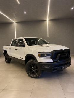 RAM 1500 5.7 V8 REBEL CABINE DUPLA 4X4 AUTOMTICO