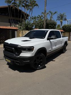 RAM 1500 5.7 V8 REBEL CABINE DUPLA 4X4 AUTOMTICO