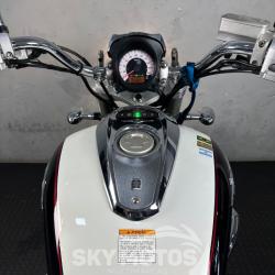SUZUKI Boulevard M 800 