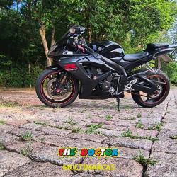 SUZUKI GSX-R 750 Srad 