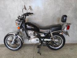 SUZUKI Intruder 125 