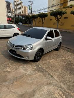 TOYOTA Etios Hatch 1.3 16V 4P FLEX X