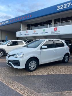 TOYOTA Etios Hatch 1.5 16V 4P FLEX XS AUTOMTICO