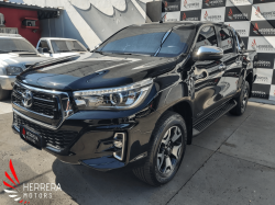 TOYOTA Hilux Caminhonete 2.8 16V SRX 50 ANOS 4X4 TURBO DIESEL CABINE DUPLA AUTOMTICO