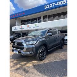 TOYOTA Hilux Caminhonete 2.8 16V SRV 4X4 DIESEL CABINE DUPLA AUTOMTICO