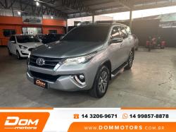 TOYOTA Hilux Caminhonete 2.8 16V 4P SRX DIESEL CABINE DUPLA