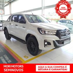 TOYOTA Hilux Caminhonete 2.8 16V SRX 4X4 TURBO DIESEL CABINE DUPLA AUTOMTICO