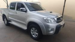 TOYOTA Hilux Caminhonete 2.8 16V SRV 4X4 DIESEL CABINE DUPLA AUTOMTICO