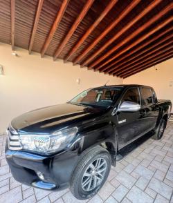 TOYOTA Hilux Caminhonete 2.8 16V SRV 4X4 DIESEL CABINE DUPLA AUTOMTICO