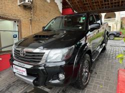 TOYOTA Hilux Caminhonete 3.0 4P SR 4X4 TURBO DIESEL CABINE DUPLA AUTOMTICO