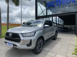 TOYOTA Hilux Caminhonete 2.7 16V 4P SRV FLEX CABINE DUPLA AUTOMTICO