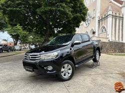 TOYOTA Hilux Caminhonete 2.8 16V SRV 4X4 DIESEL CABINE DUPLA AUTOMTICO