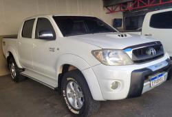 TOYOTA Hilux Caminhonete 3.0 16V 4P 4X4 SRV TURBO DIESEL CABINE DUPLA AUTOMTICO