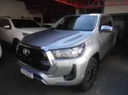 TOYOTA Hilux Caminhonete 2.8 16V SRV 4X4 DIESEL CABINE DUPLA AUTOMTICO