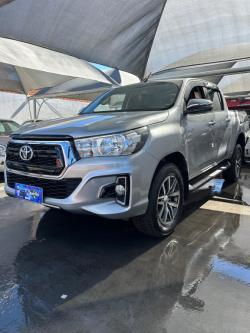 TOYOTA Hilux Caminhonete 2.7 16V 4P SR FLEX CABINE DUPLA AUTOMTICO