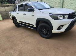 TOYOTA Hilux Caminhonete 2.8 16V 4P SR 4X4 DIESEL CHALLENGE CABINE DUPLA AUTOMTICO