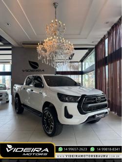 TOYOTA Hilux Caminhonete 2.8 4P 4X4 DIESEL CABINE DUPLA