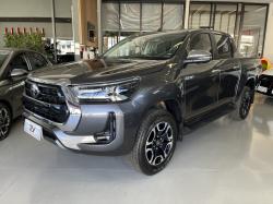 TOYOTA Hilux Caminhonete 2.8 16V SRX 4X4 TURBO DIESEL CABINE DUPLA AUTOMTICO