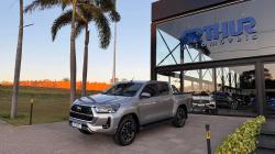 TOYOTA Hilux Caminhonete 2.8 16V SRX 4X4 TURBO DIESEL CABINE DUPLA AUTOMTICO