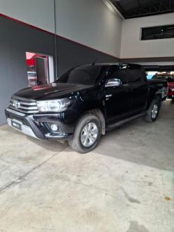 TOYOTA Hilux Caminhonete 2.7 16V 4P SRV FLEX CABINE DUPLA AUTOMTICO