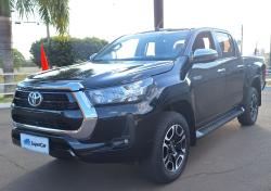 TOYOTA Hilux Caminhonete 2.8 16V SRV 4X4 DIESEL CABINE DUPLA AUTOMTICO