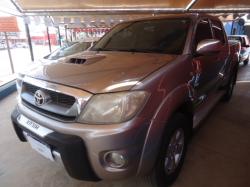 TOYOTA Hilux Caminhonete 3.0 4P 4X4 SRV TURBO DIESEL CABINE DUPLA
