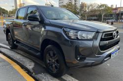 TOYOTA Hilux Caminhonete 2.8 16V 4P SR 4X4 DIESEL CABINE DUPLA AUTOMTICO