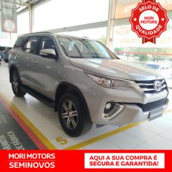 TOYOTA Hilux SW4 2.7 16V 4P SR FLEX AUTOMTICO