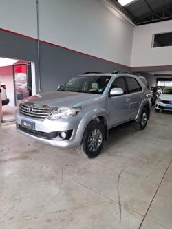 TOYOTA Hilux SW4 2.7 16V 4P SR FLEX AUTOMTICO
