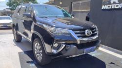 TOYOTA Hilux SW4 2.8 4P SRX 4X4 TURBO DIESEL AUTOMTICO