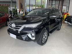 TOYOTA Hilux SW4 2.8 4P SRX 4X4 TURBO DIESEL AUTOMTICO